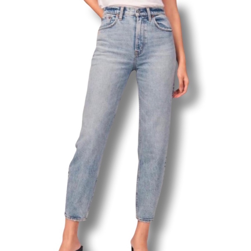 Abercrombie&Fitch high rise mom jeans